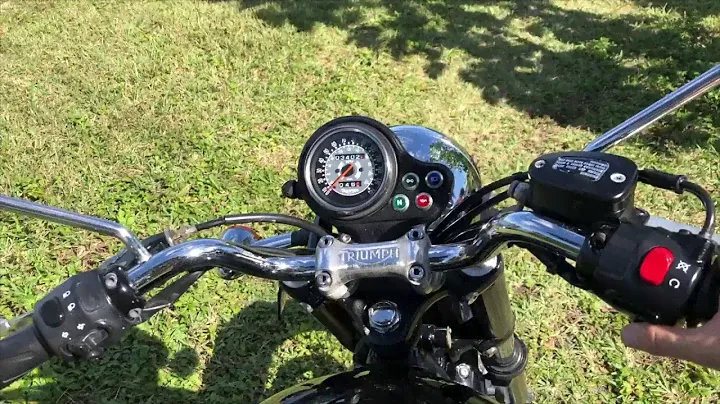 2008 TRIUMPH BONNEVILLE